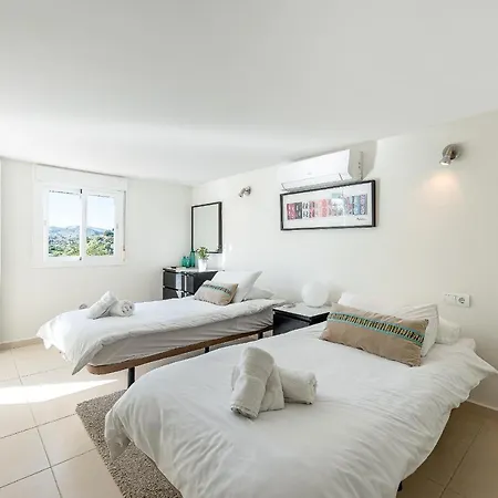 Stunning 6 Bed Private Pool Mijas Gol Willa